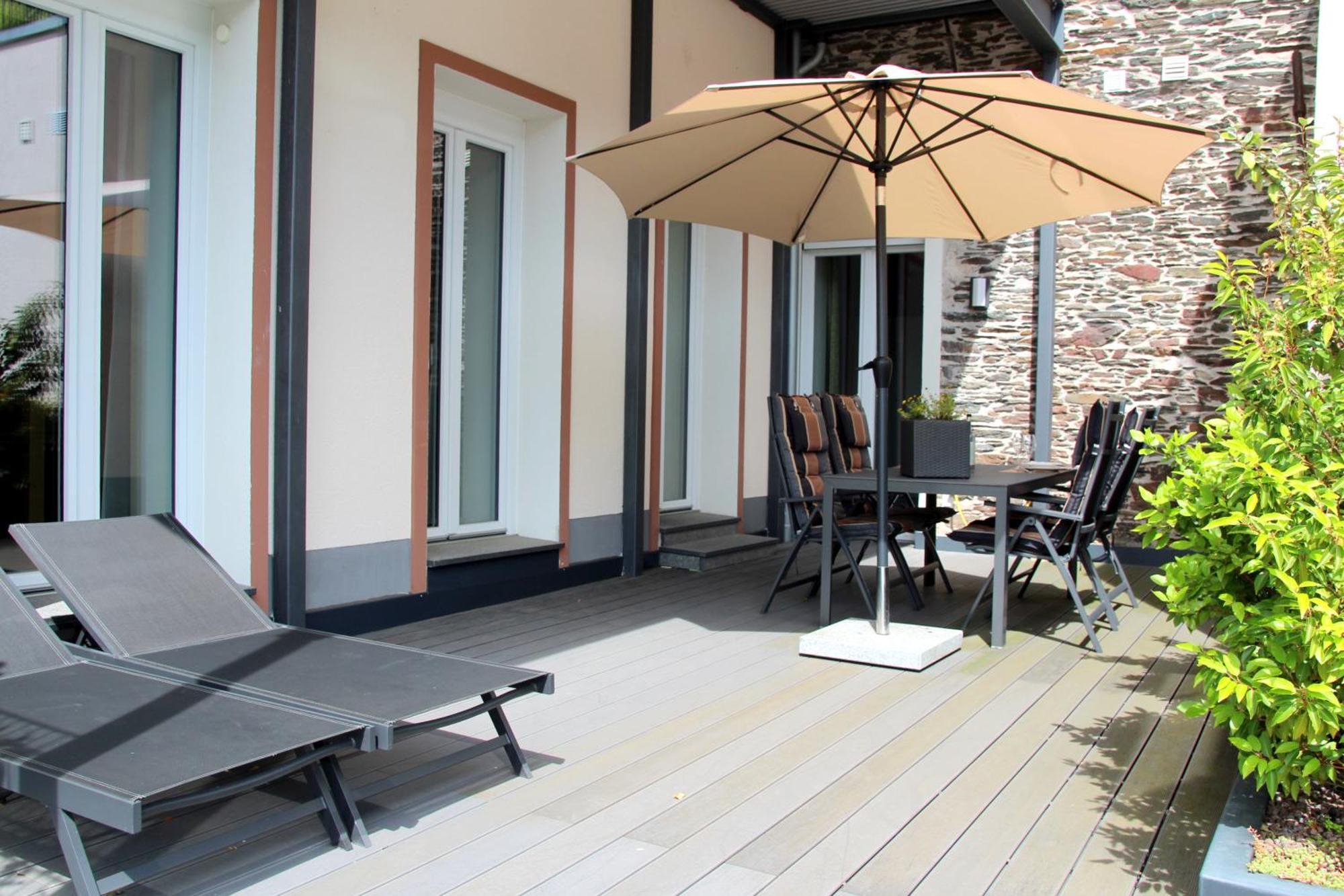 Moselromance - Luxusapartment - Grosse Terrasse - Ruhige Lage Traben-Trarbach Ngoại thất bức ảnh