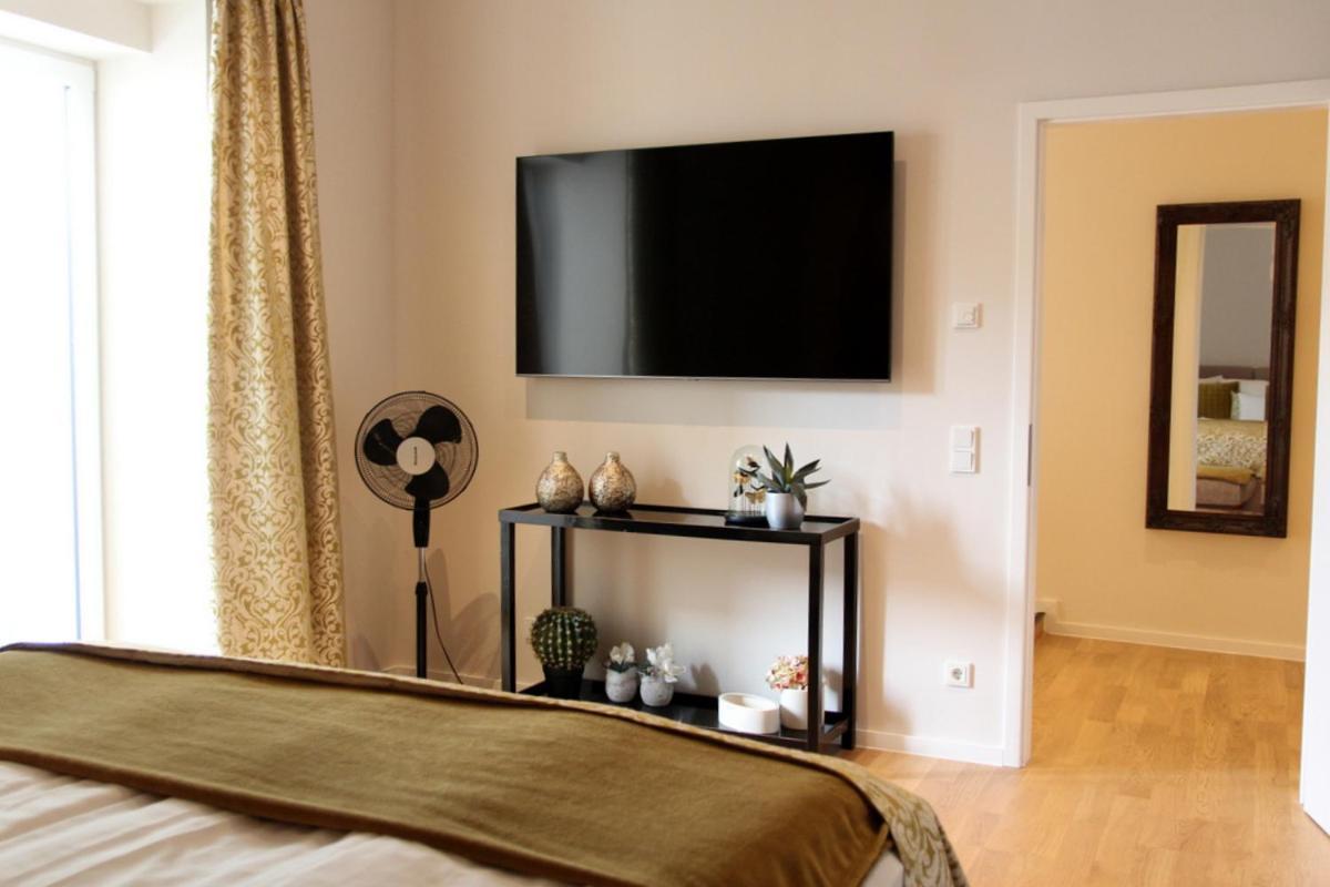Moselromance - Luxusapartment - Grosse Terrasse - Ruhige Lage Traben-Trarbach Ngoại thất bức ảnh