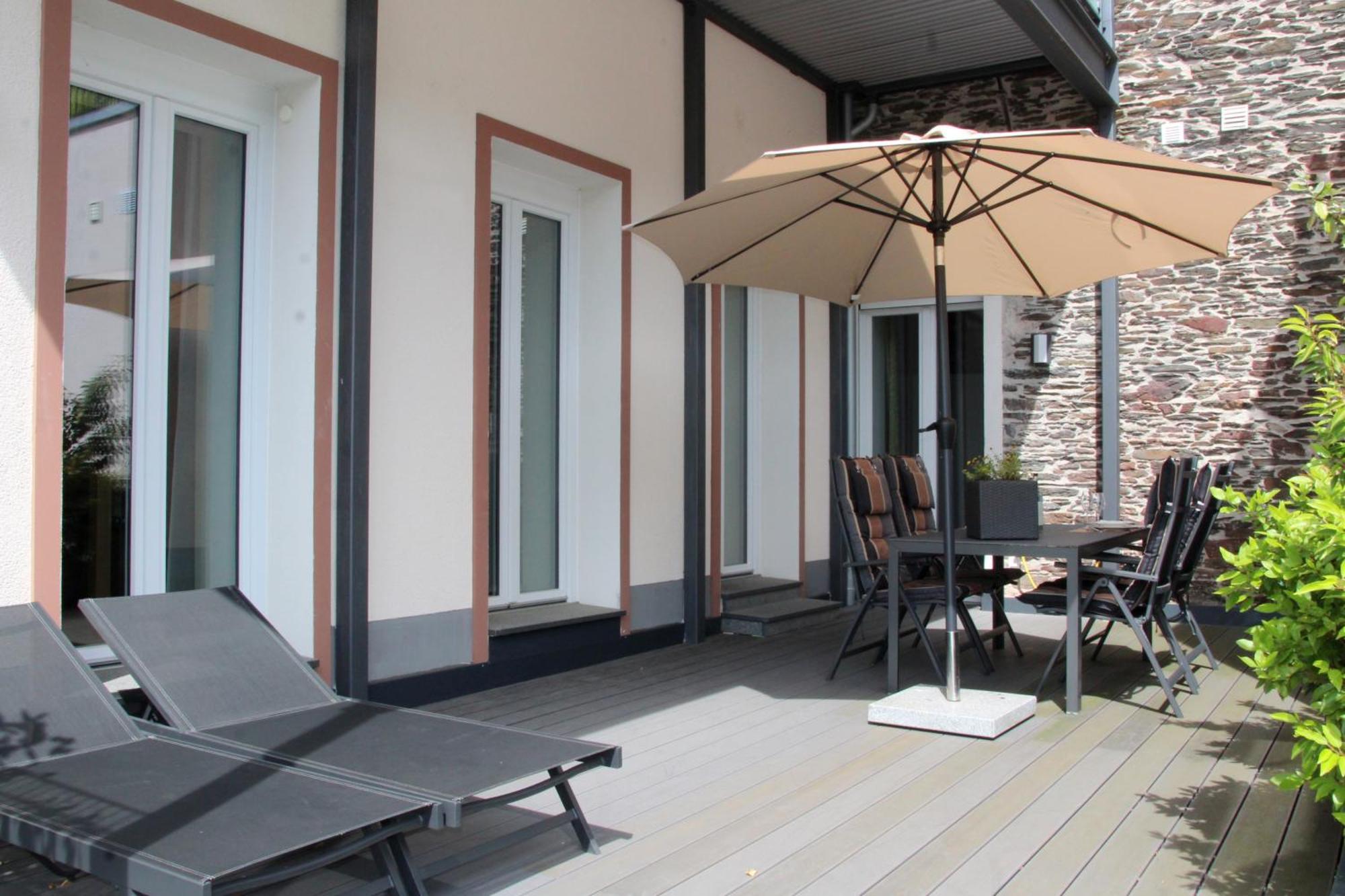 Moselromance - Luxusapartment - Grosse Terrasse - Ruhige Lage Traben-Trarbach Ngoại thất bức ảnh